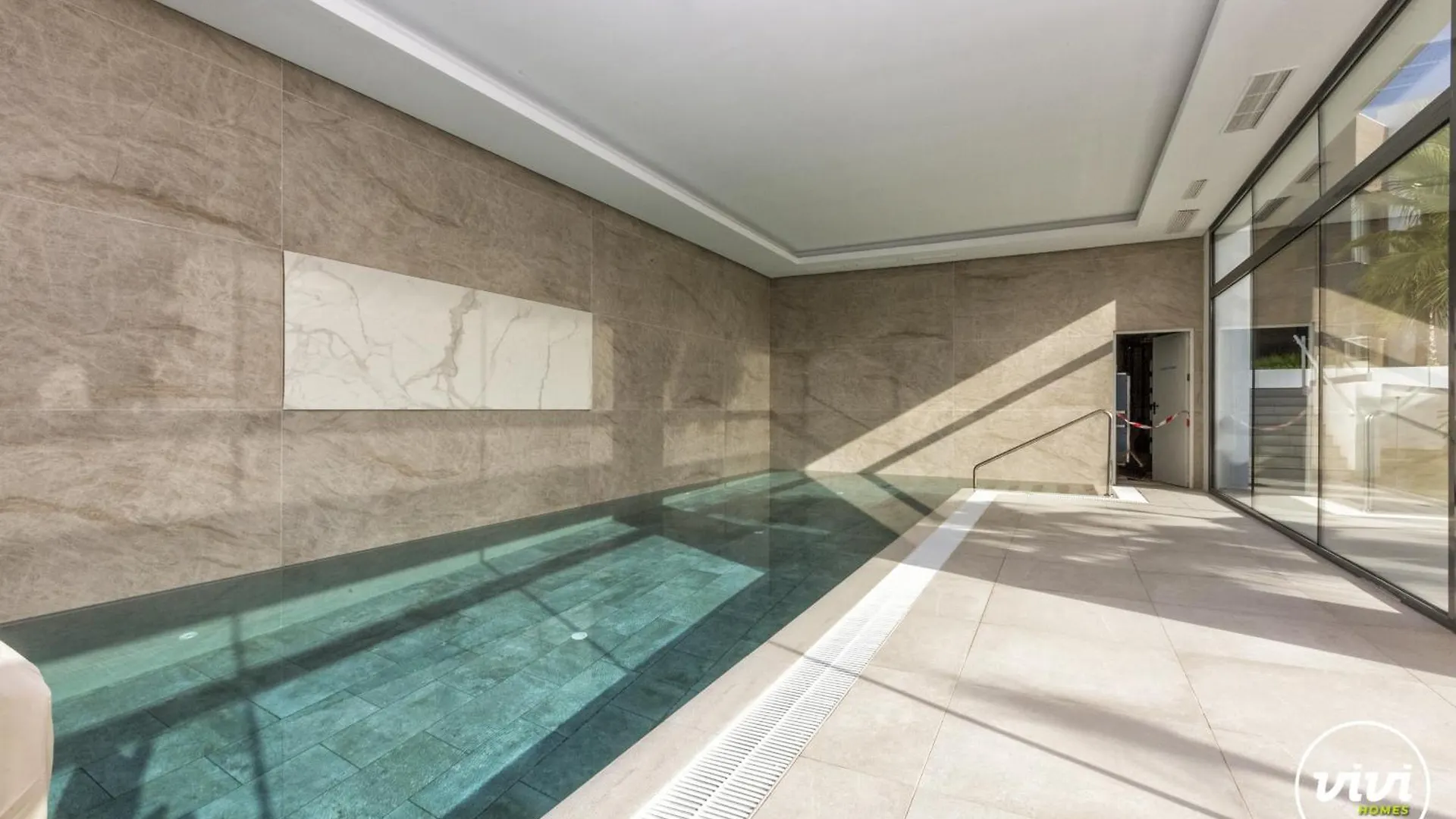 Zoey - Pool, Gym, Terrace & Golf Villa Marbella Holiday home